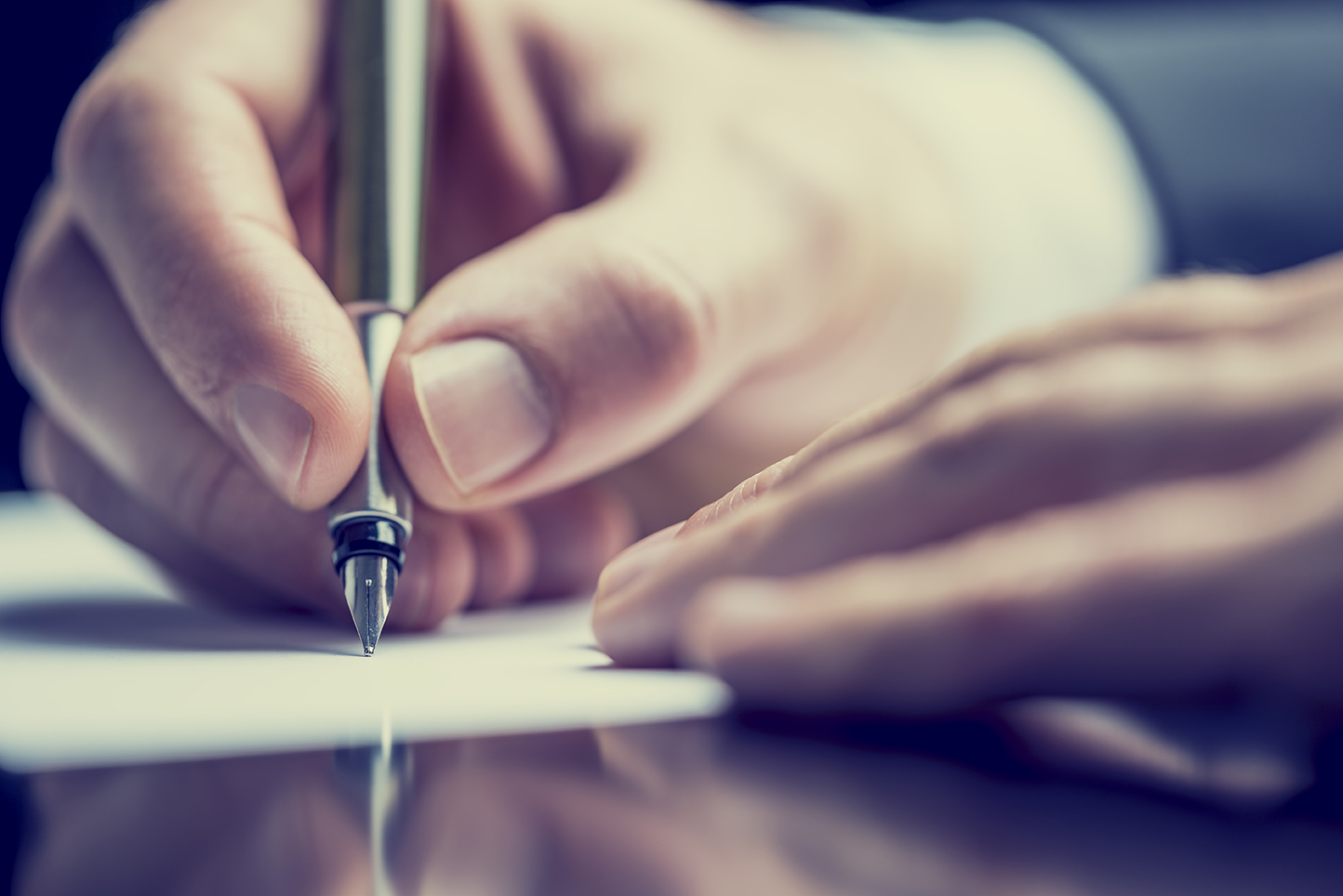Is a Handwritten Will Legal? Problems Making Your Own Will