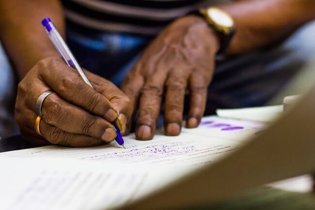 Tennessee Woman Writes a Handwritten Will